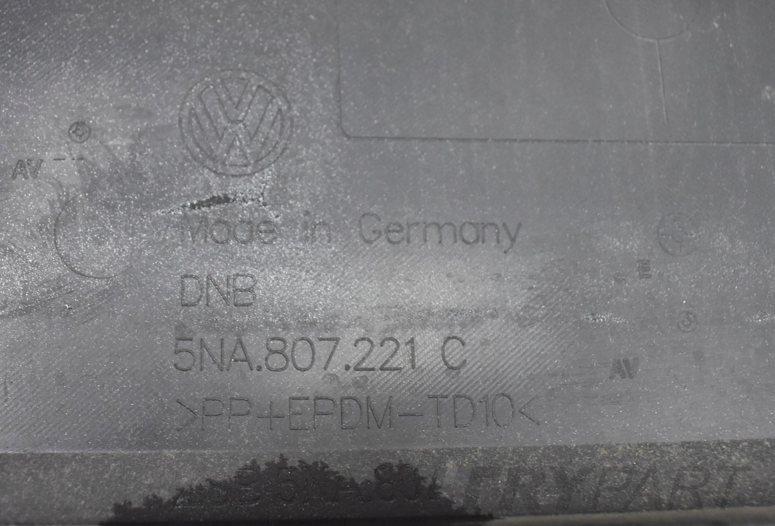 VW TIGUAN II 5NA Facelift Front Bumper OEM