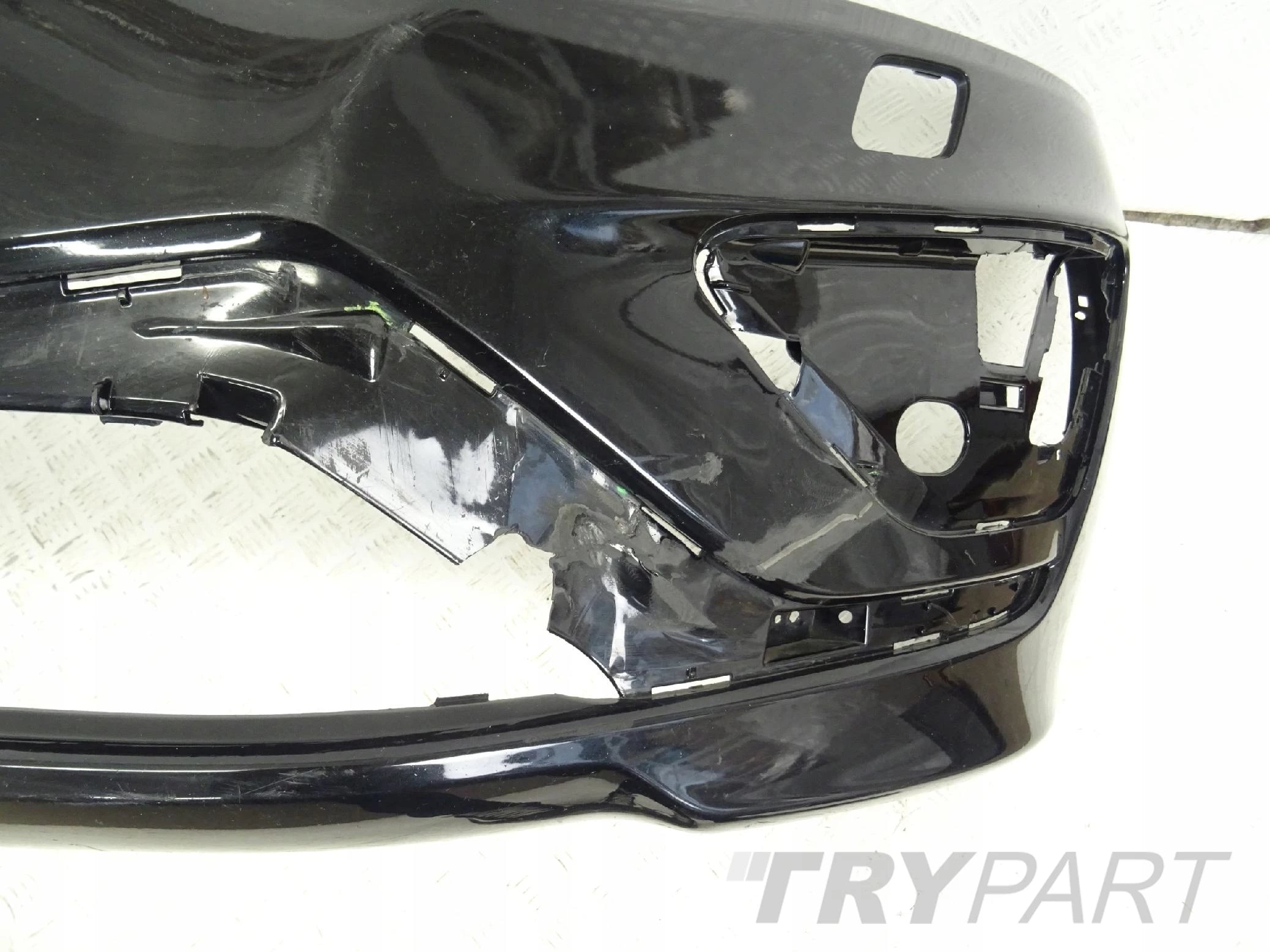 Volvo XC60 R-Design LIFT Front Bumper