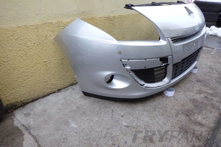 RENAULT SCENIC III 3 2009 09- Front Bumper