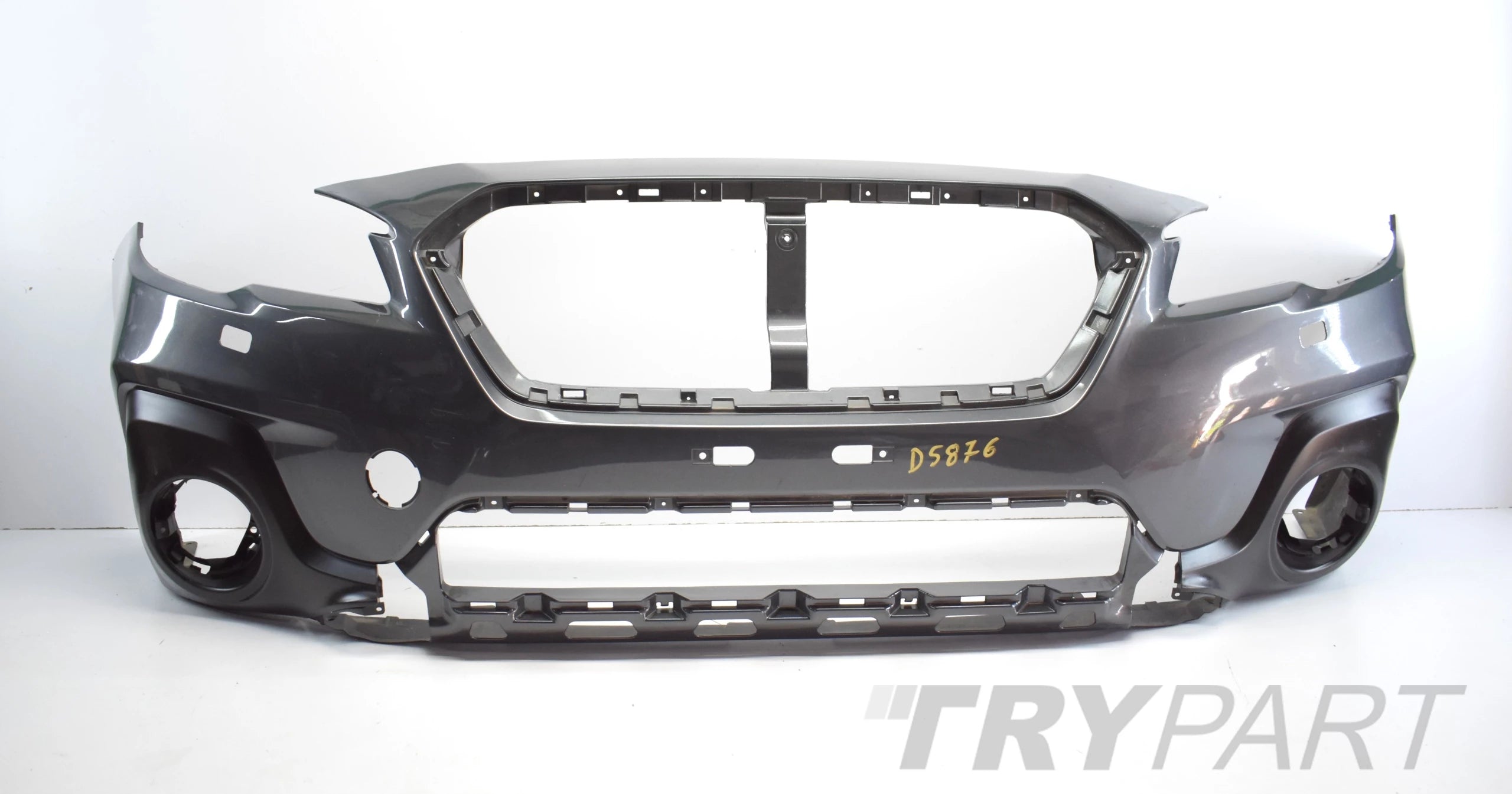 SUBARU OUTBACK V FRONT BUMPER GENUINE 17+