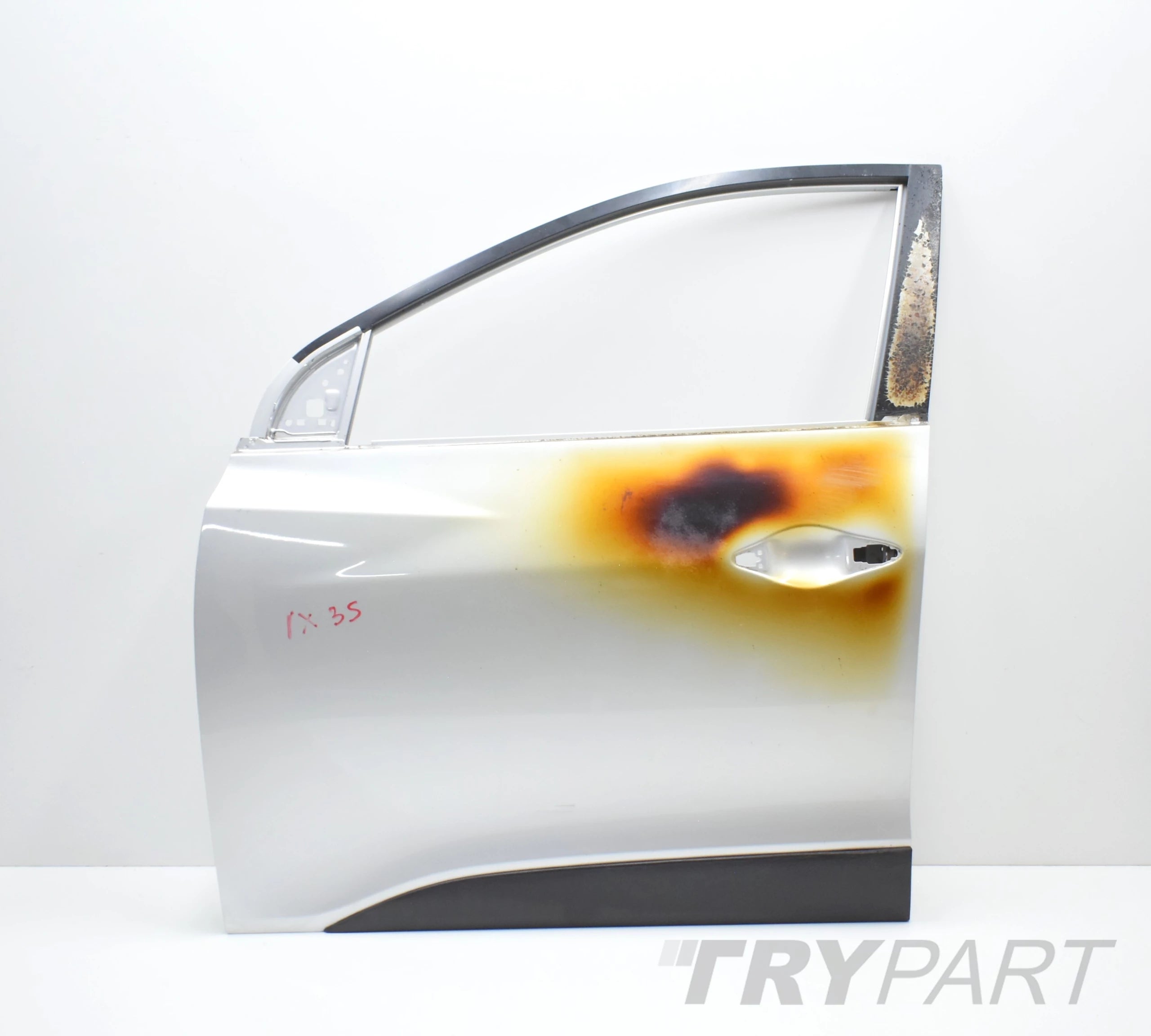 HYUNDAI IX35 LEFT FRONT DOOR GENUINE