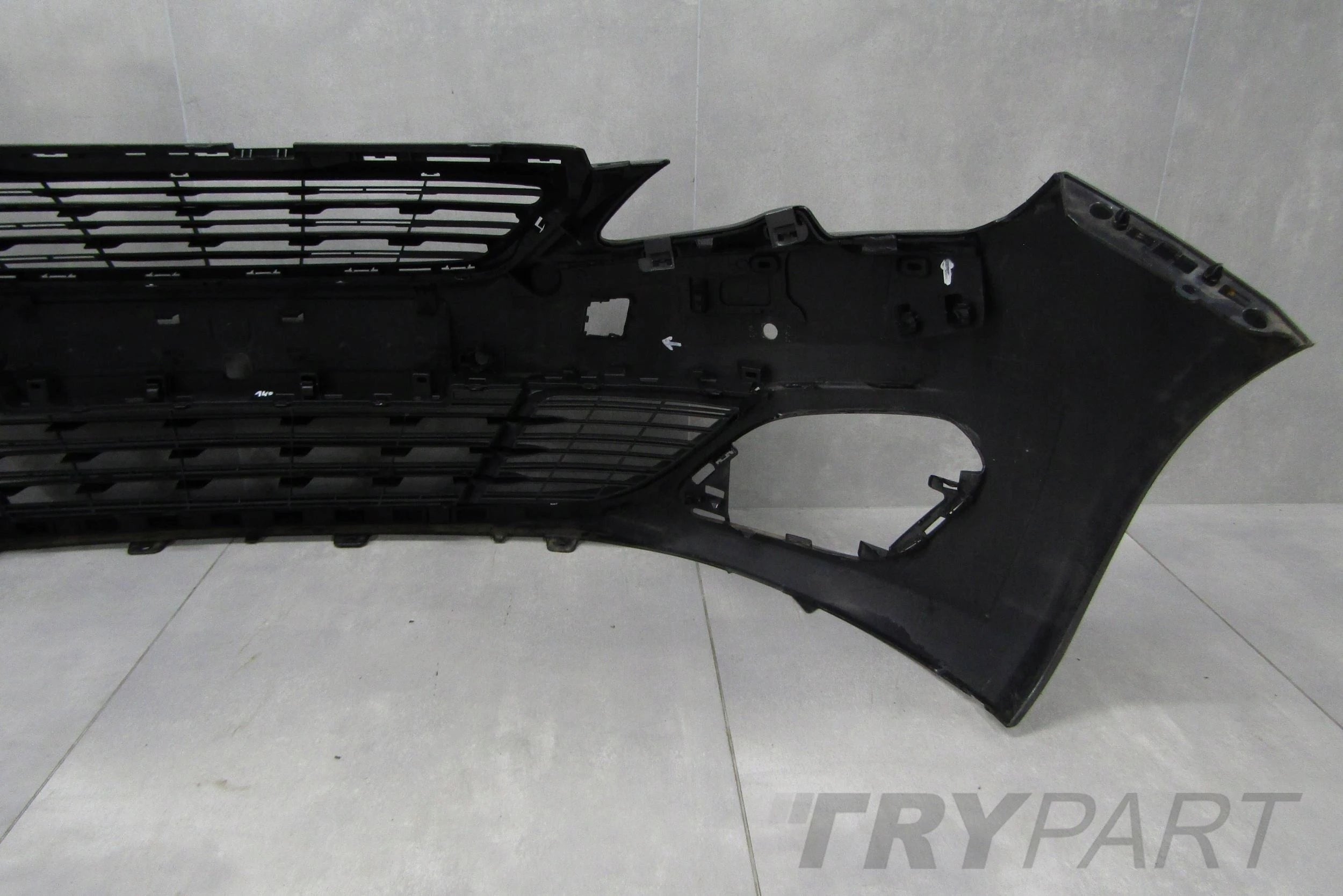 Front bumper Peugeot 308 II T9 Allure 13-17