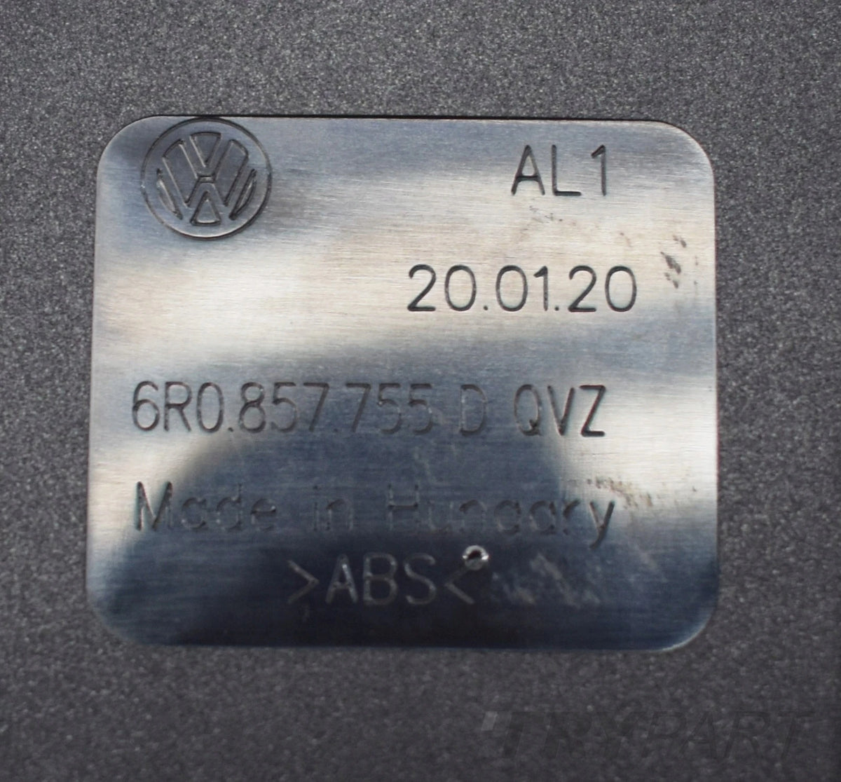 VW POLO 6R0 6R LOWER FRONT LEFT ORIGINAL NEW