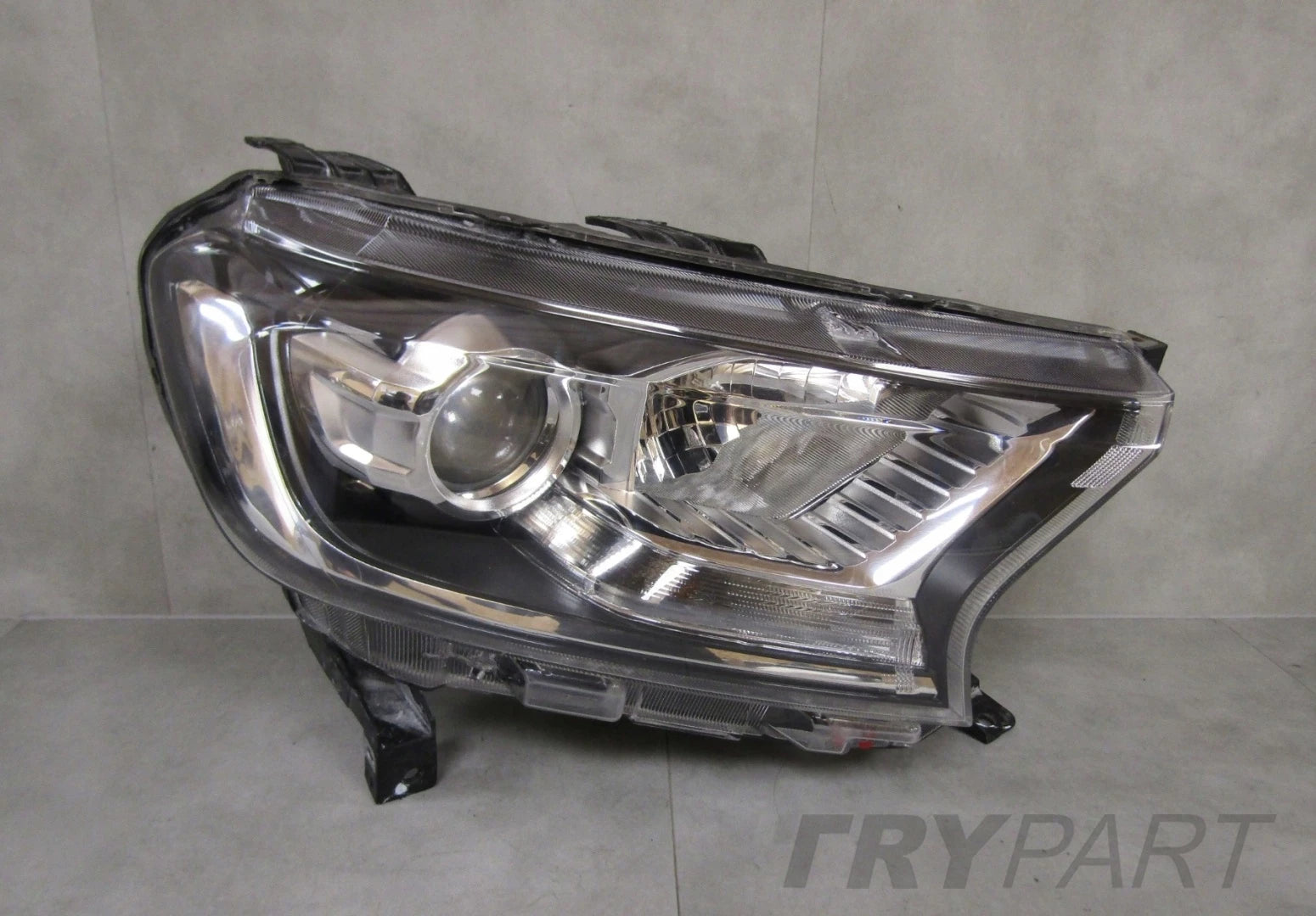 FRONT LAMP FORD RANGER 3 III LIFT 15-18 STANDARD LENS RH RIGHT