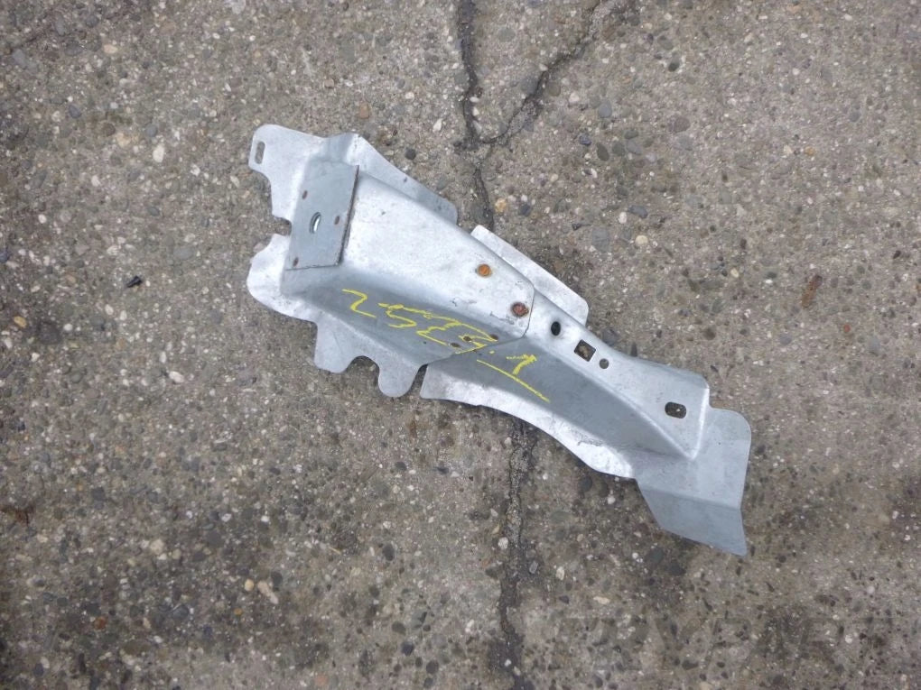 FORD EDGE MK2 II 14- BRACKET REINFORCEMENT