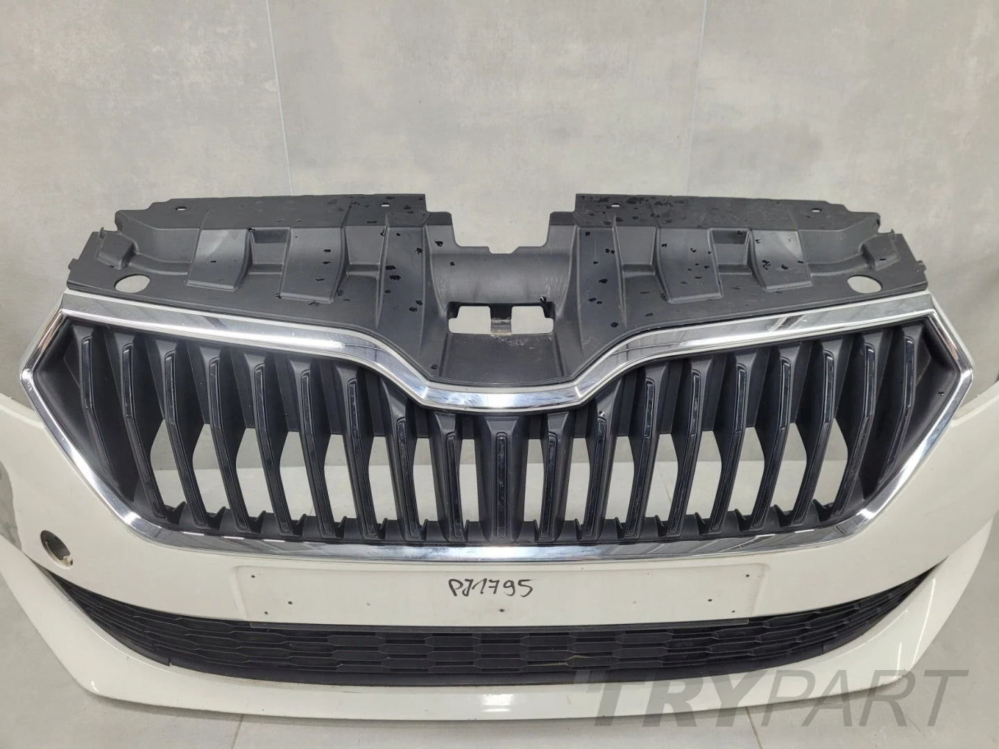 Front Bumper Skoda Fabia 3 III 6V0 Lift 18-21