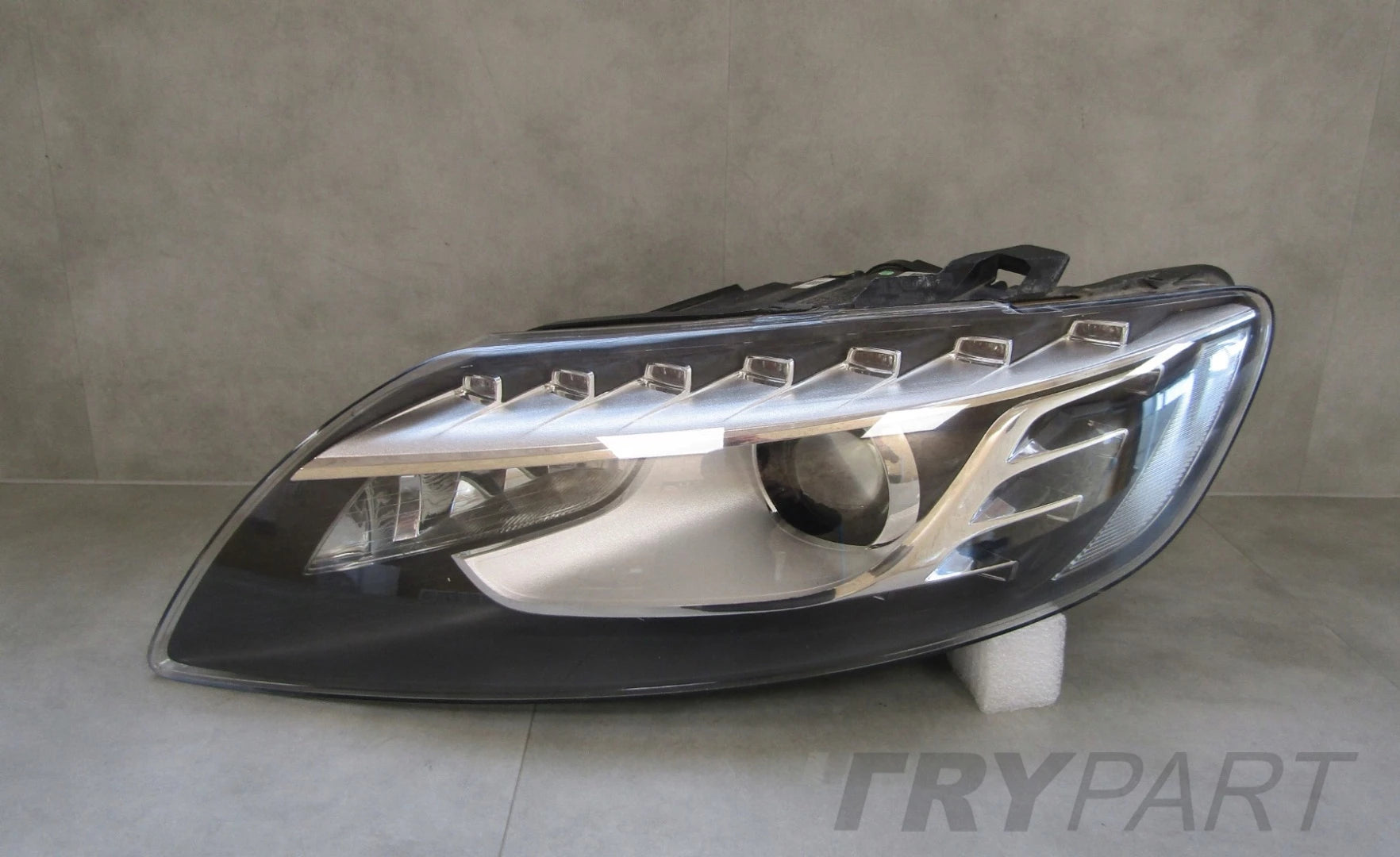 AUDI Q7 4L HEADLIGHT XENON NON-SWIVEL LIFT 09-15 LH 4L0941029