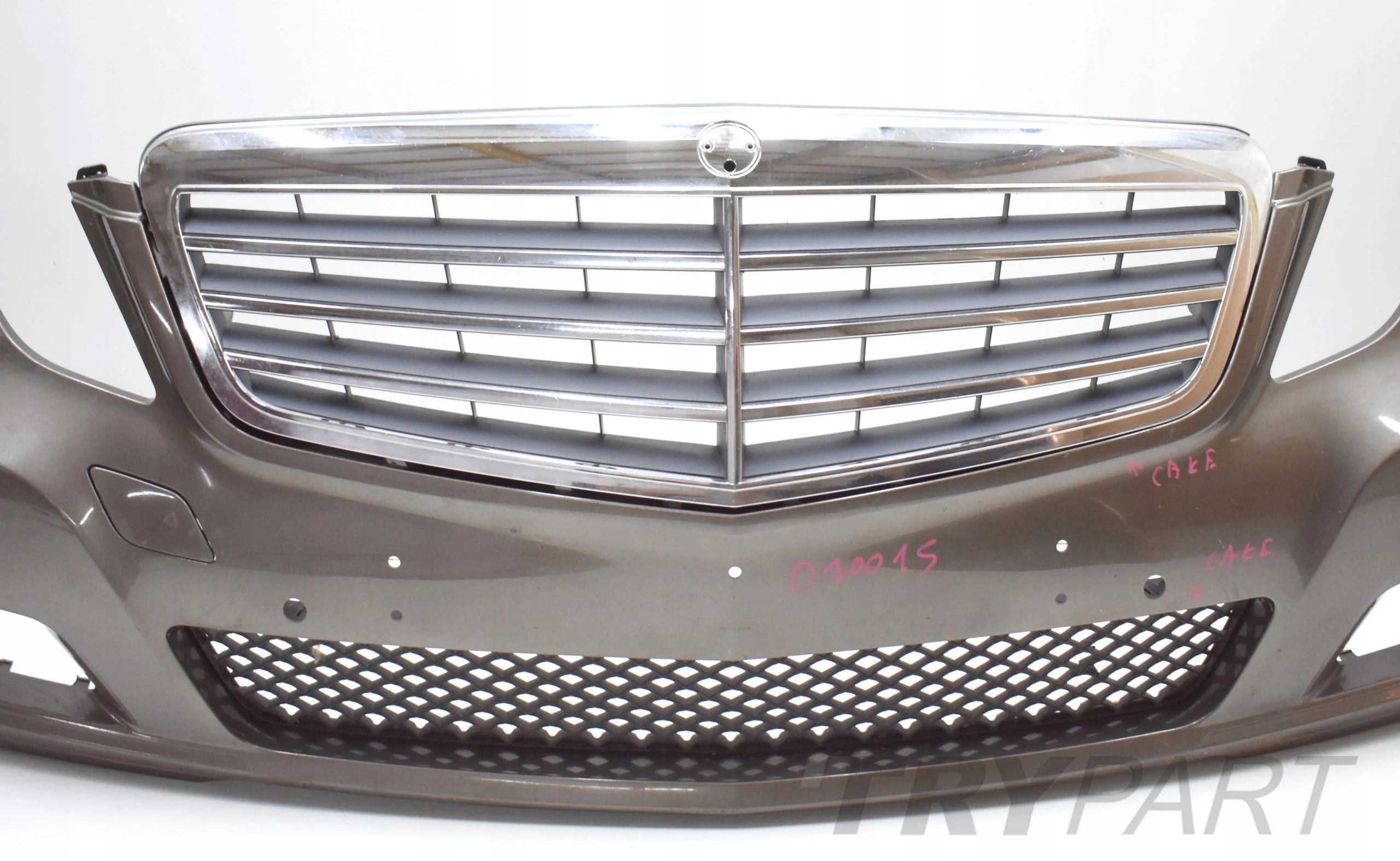 MERCEDES E-CLASS W212 FRONT BUMPER ORG + GRILLE