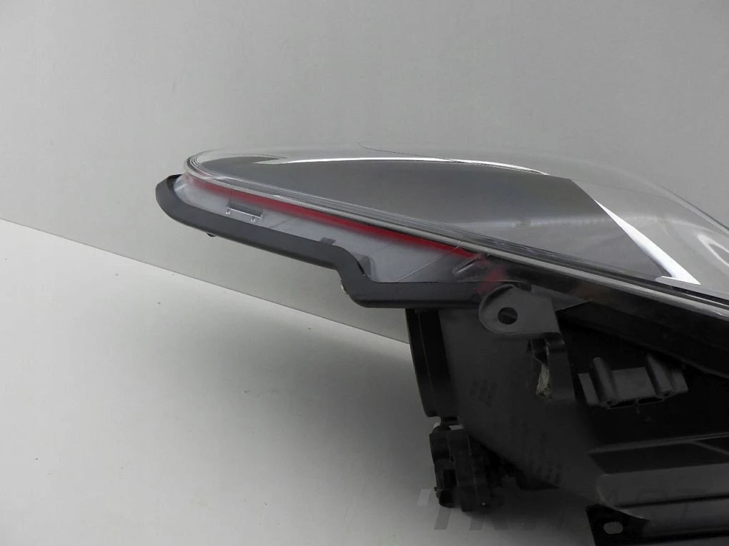 TOYOTA YARIS III 3 LIFT 17- Right Front Lamp