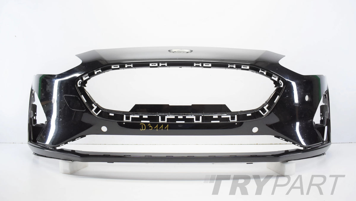 FORD FOCUS MK4 FRONT BUMPER SUPER CONDITION