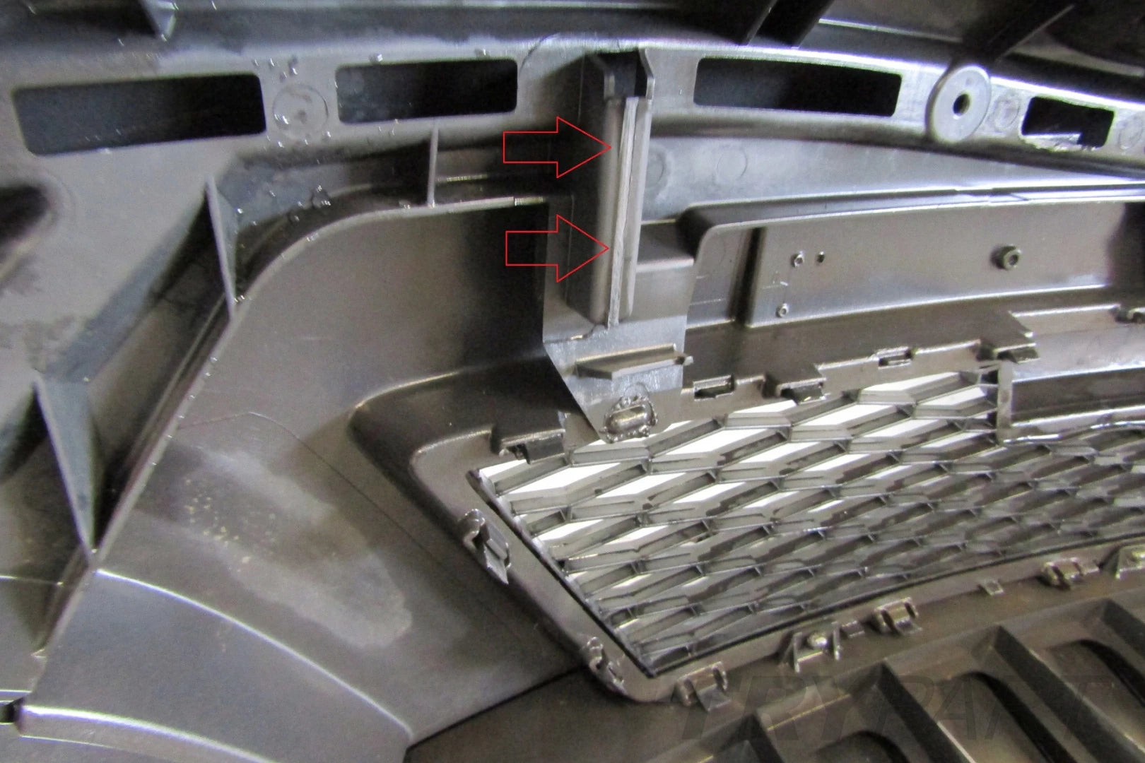 Front Bumper Seat Leon 2 II Facelift 1P0 09-12
