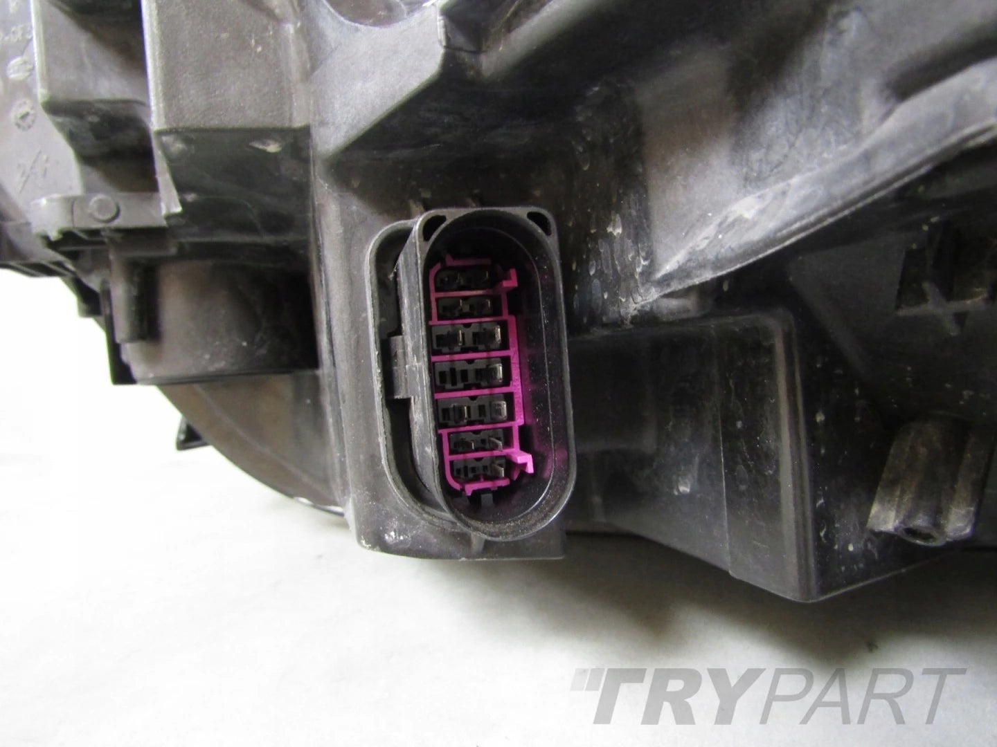 AUDI A6 C7 LIFT XENON HEADLIGHT 14-18 RH 4G0941044F