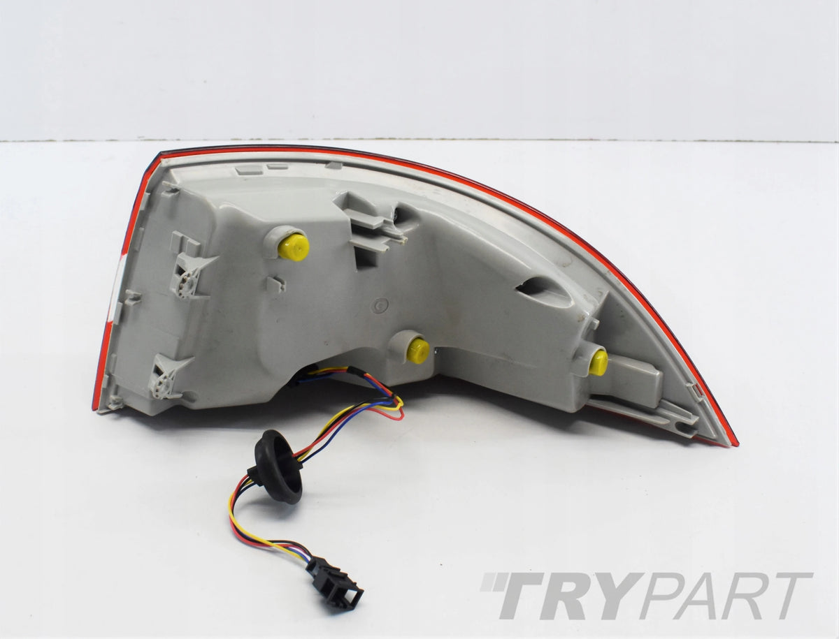 SKODA SUPERB II LIFT 3T LEFT REAR LAMP SEDAN