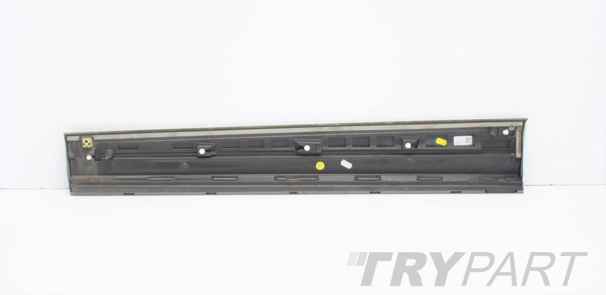 AUDI Q2 81A RIGHT FRONT DOOR MOLDING ORG