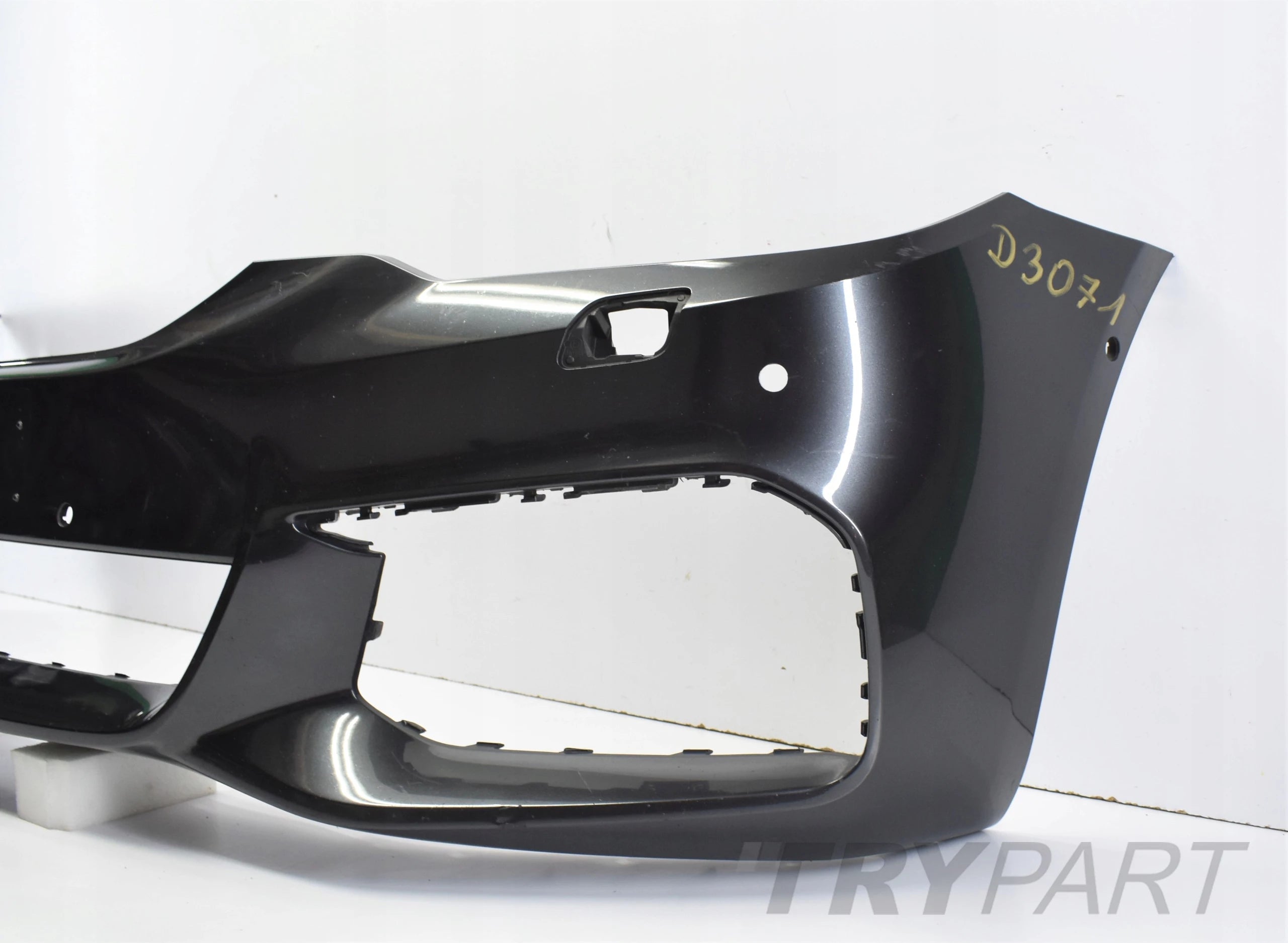 BMW 5 G30 G31 M PACKAGE FRONT BUMPER SUPER CONDITION