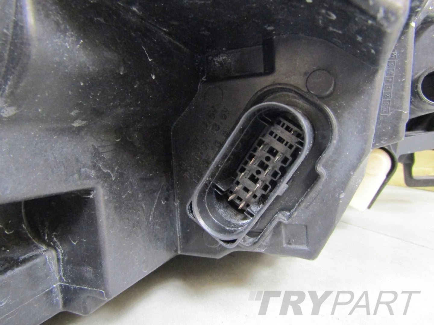 FRONT HEADLIGHT SKODA FABIA 4 IV LED 21- LEFT 6VB941015