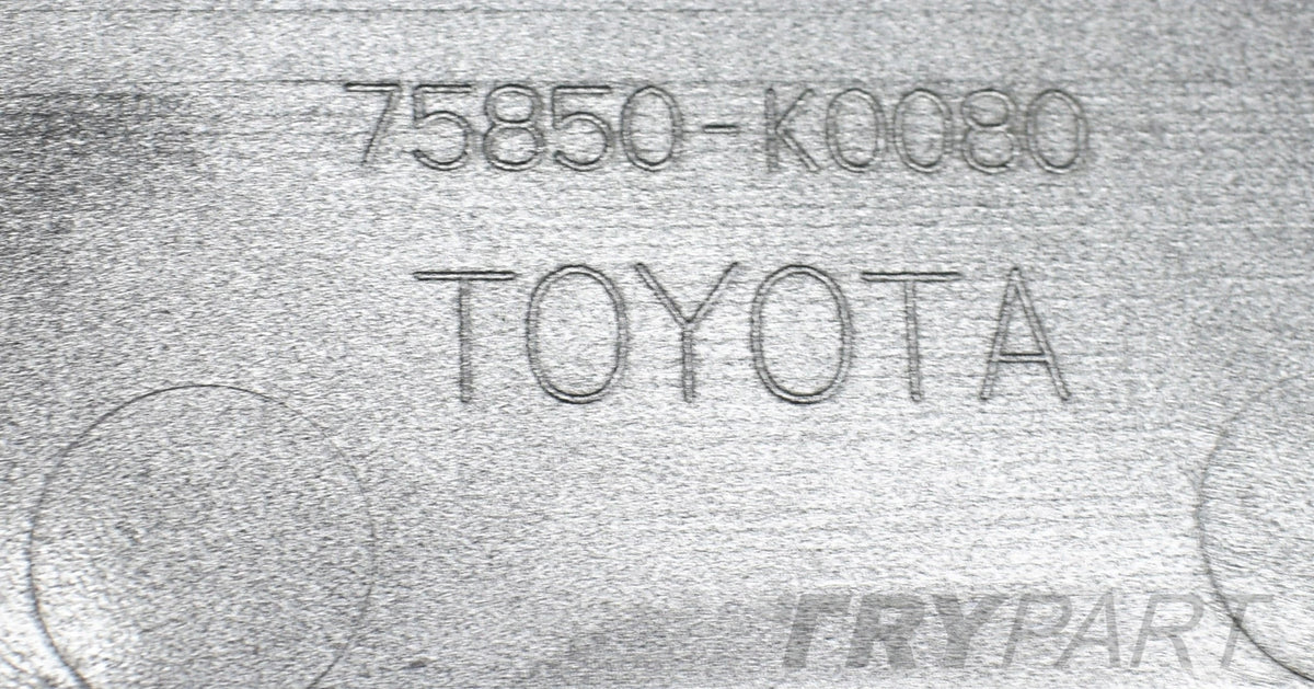 TOYOTA YARIS IV RIGHT SILL MOLDING ORG 20+