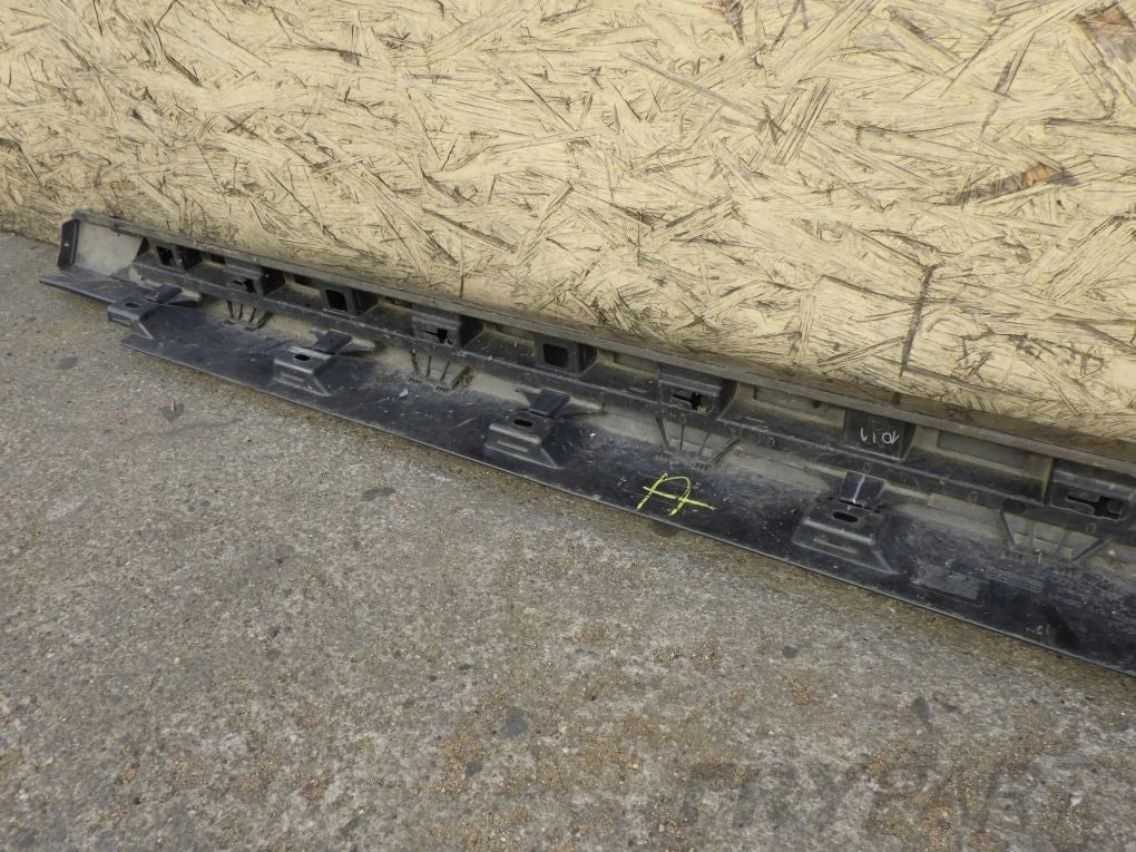 VW PASSAT B8 3G0 14- Door Sill Strip Right Left