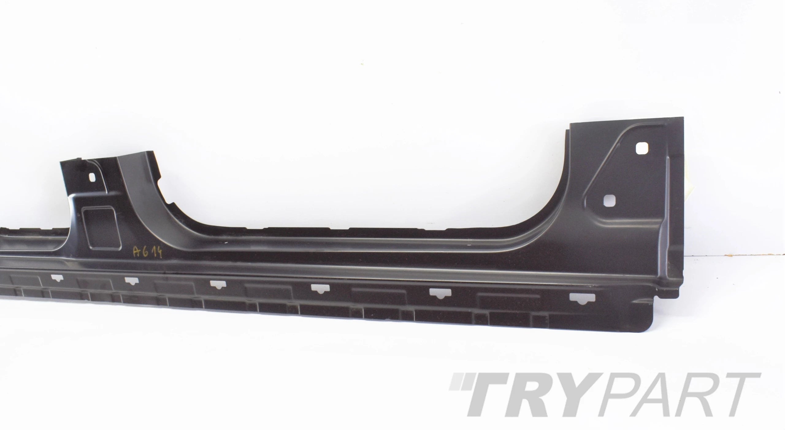 MERCEDES C-CLASS W204 RIGHT SILL PILLAR SHEATHING