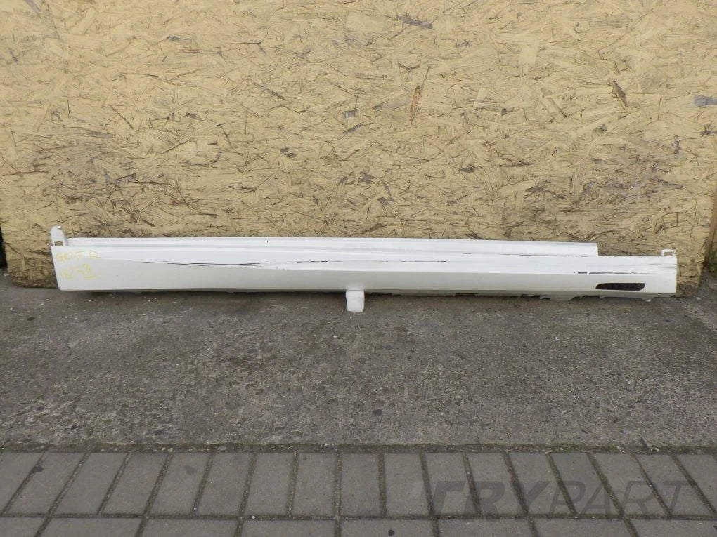BMW X5 G05 M PACKAGE 18- Door Sill Trim Right