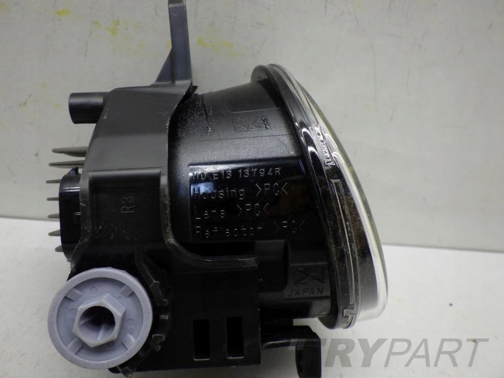 TOYOTA CHR CAMRY LED DRL HALOGEN RIGHT