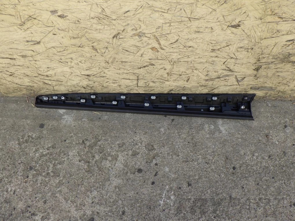 KIA EV6 EV 6 GT LINE 22- FRONT RIGHT DOOR MOULDING