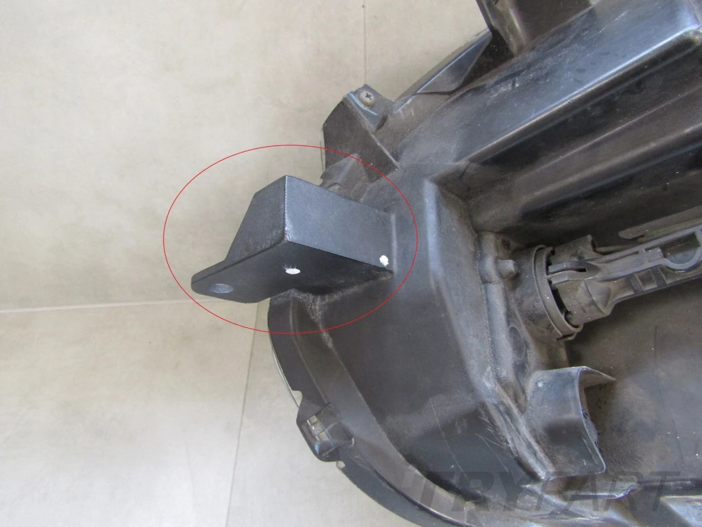 FRONT LAMP MITSUBISHI L200 V XENON NON-SWIVEL 15-19 RH
