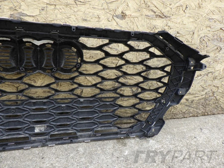 AUDI Q3 83F S LINE Grille