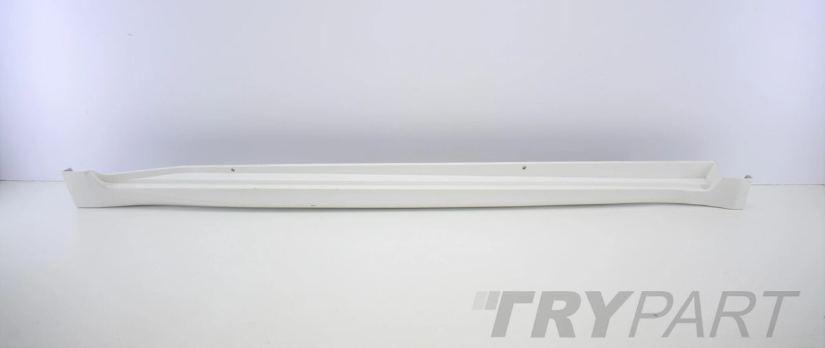 TOYOTA AVENSIS T27 RIGHT SILL MOULDING ORG