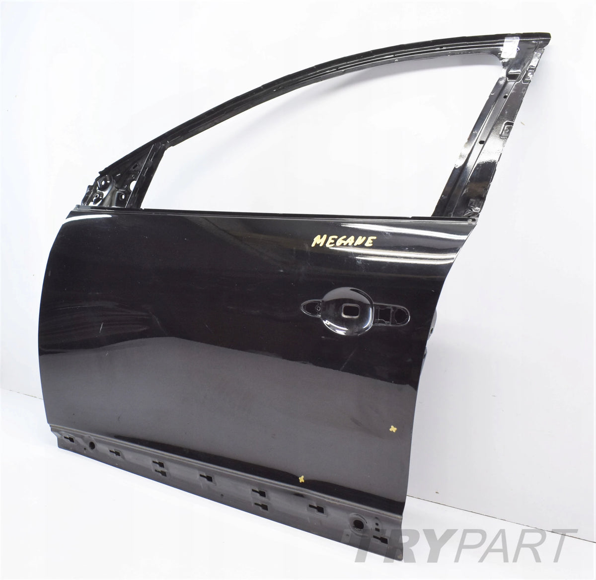 RENAULT MEGANE III LEFT FRONT DOOR ORG