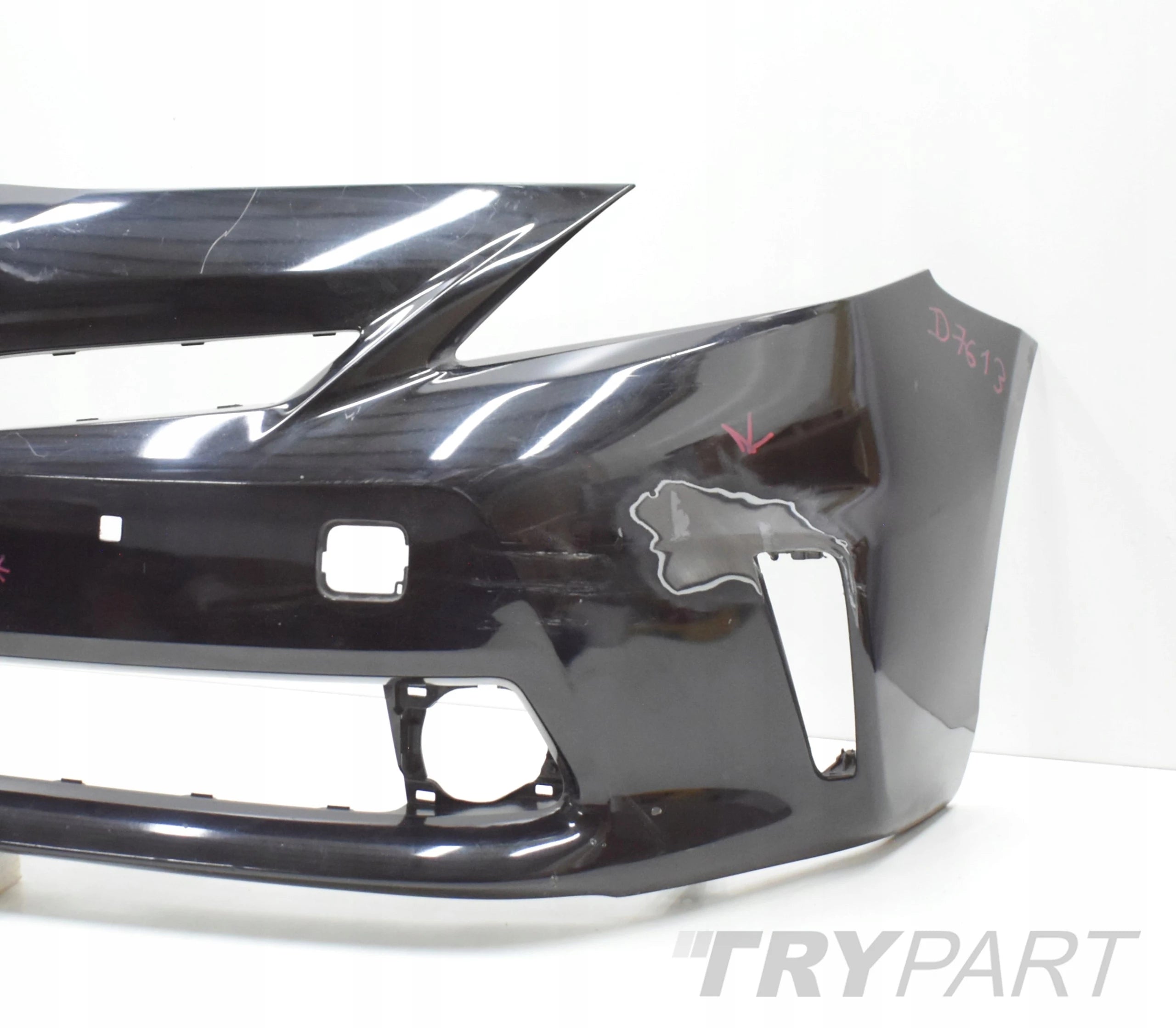 TOYOTA PRIUS PLUS + FRONT BUMPER ORG 12-15