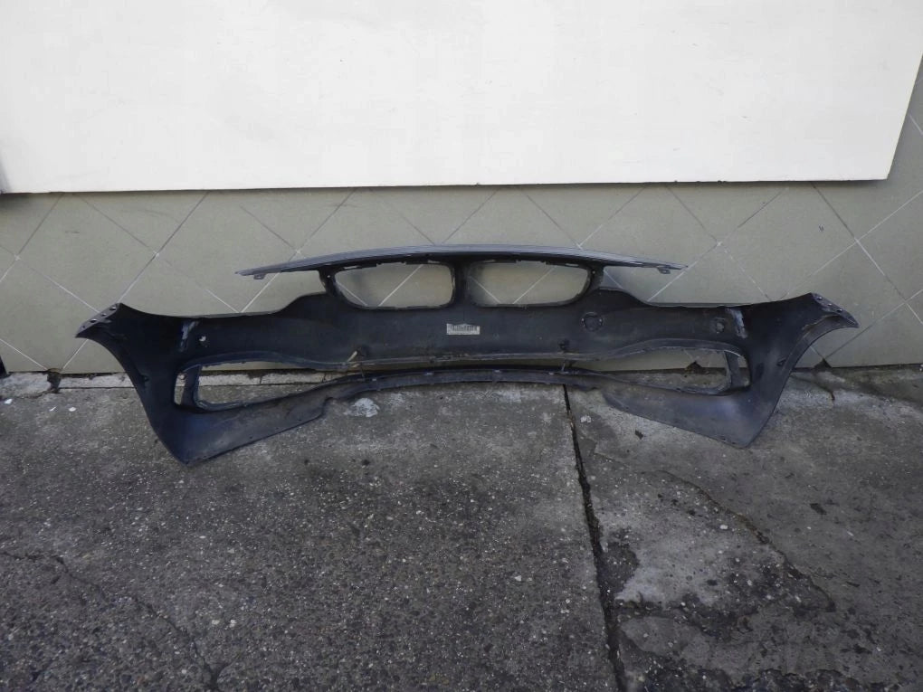 BMW 4 F32 F33 F36 LCI LIFT Front Bumper