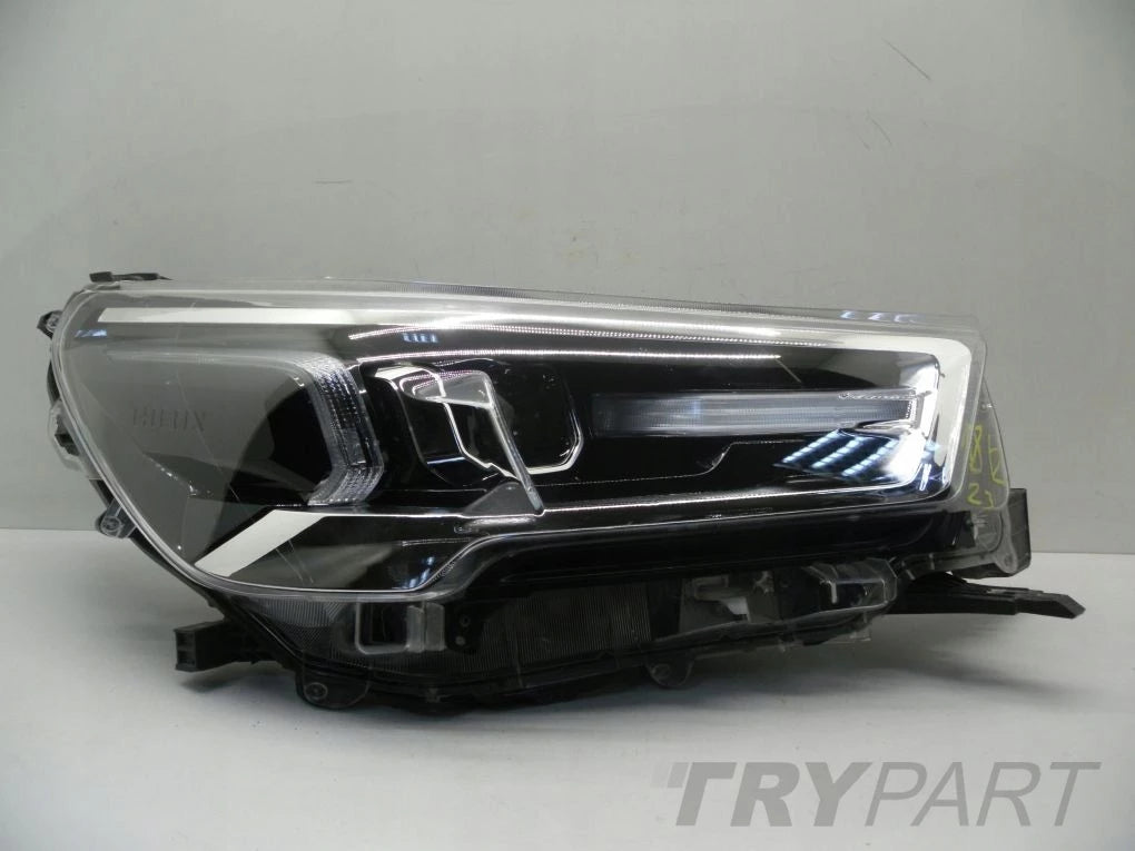TOYOTA HILUX LIFT FULL LED 8 VIII 20- HEADLIGHT RIGHT