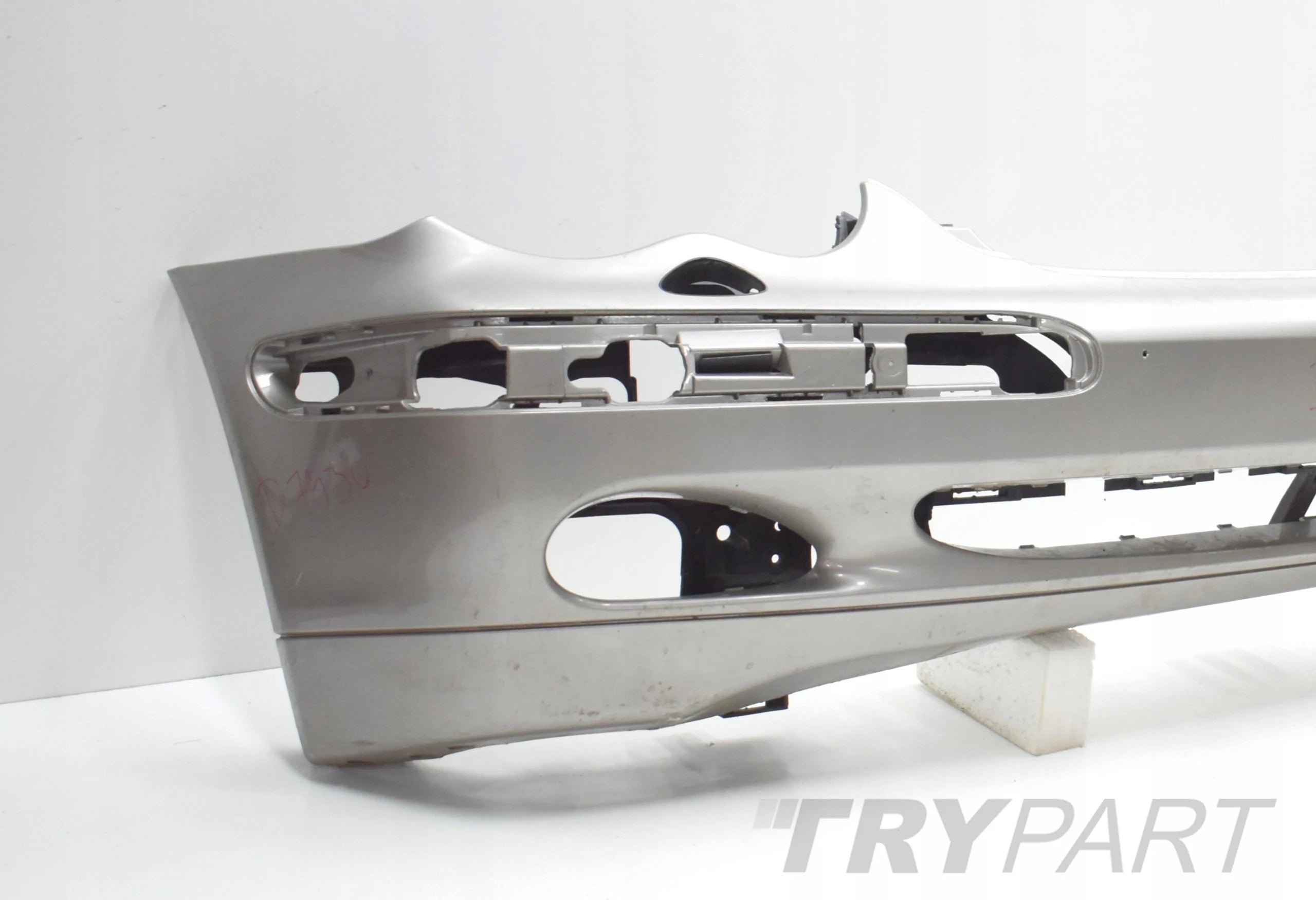 MERCEDES C CLASS W203 FRONT BUMPER ORIGINAL + FRAME