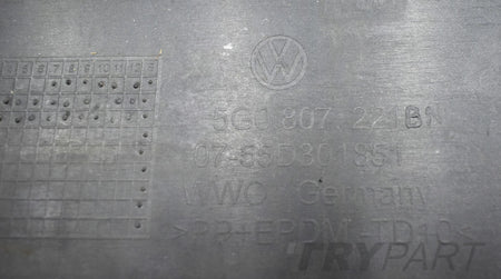 VW GOLF VII 5G0 FRONT BUMPER ORG WITHOUT HOLES