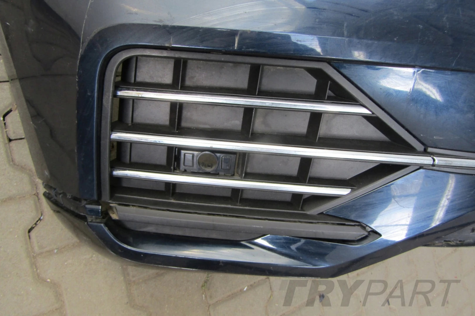 Front Bumper VW Touareg 3 III 760 18-