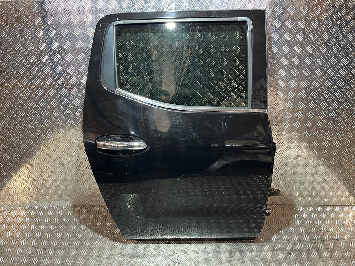REAR RIGHT DOOR NISSAN NAVARA NP300 D23 15- GN0