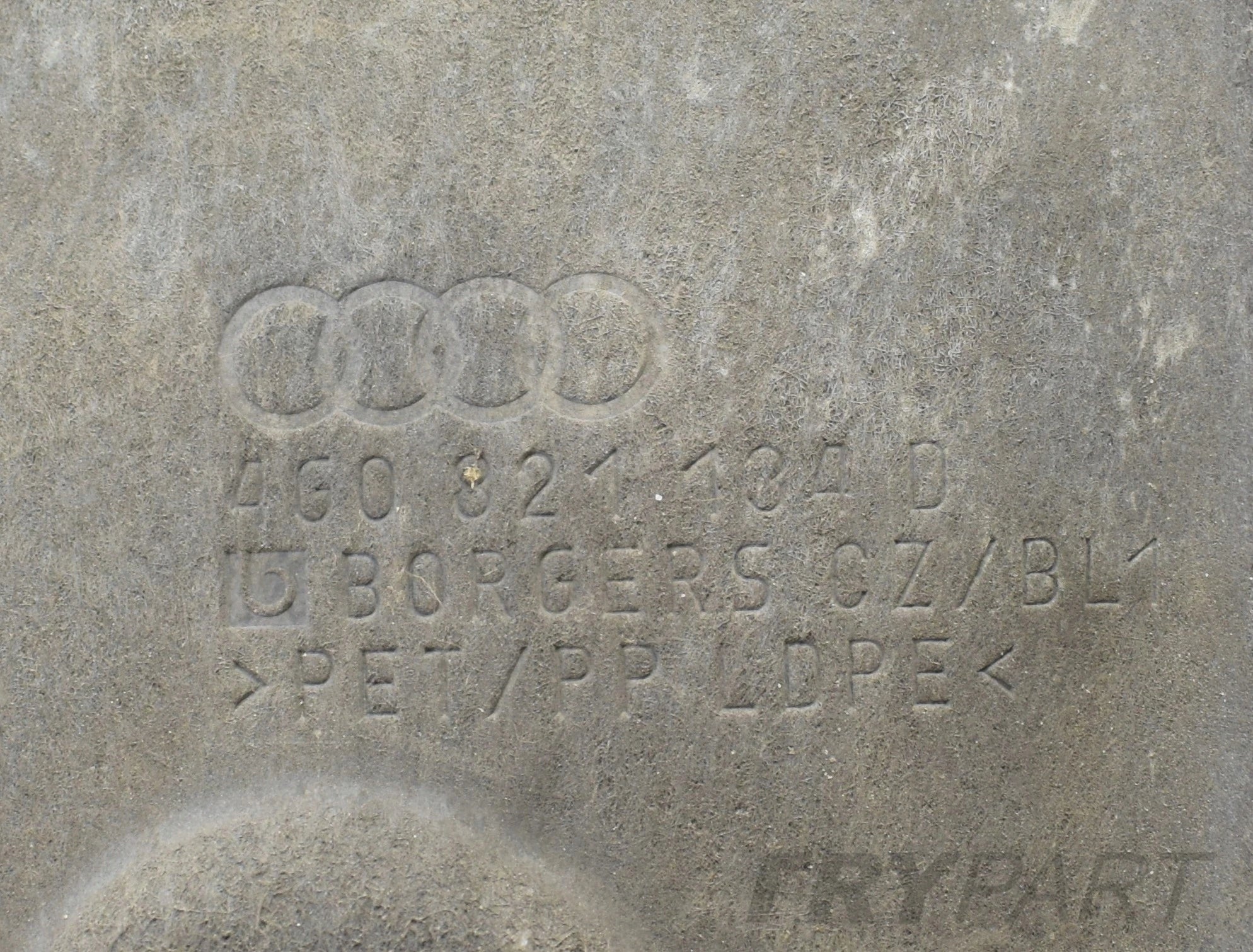 AUDI A6 C7 4G0 FRONT RIGHT FENDER ORG