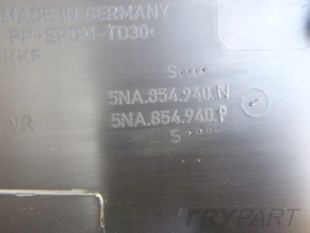 VW TIGUAN II 2 5NA 2015- Right Door Trim Strip