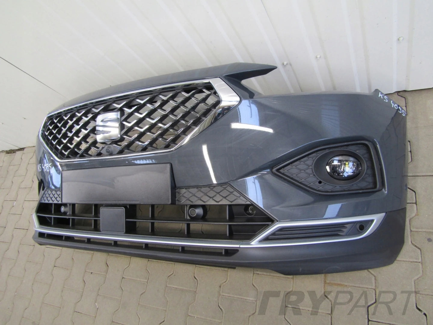 Front Bumper Seat Tarraco 5FJ 18- (Camera)