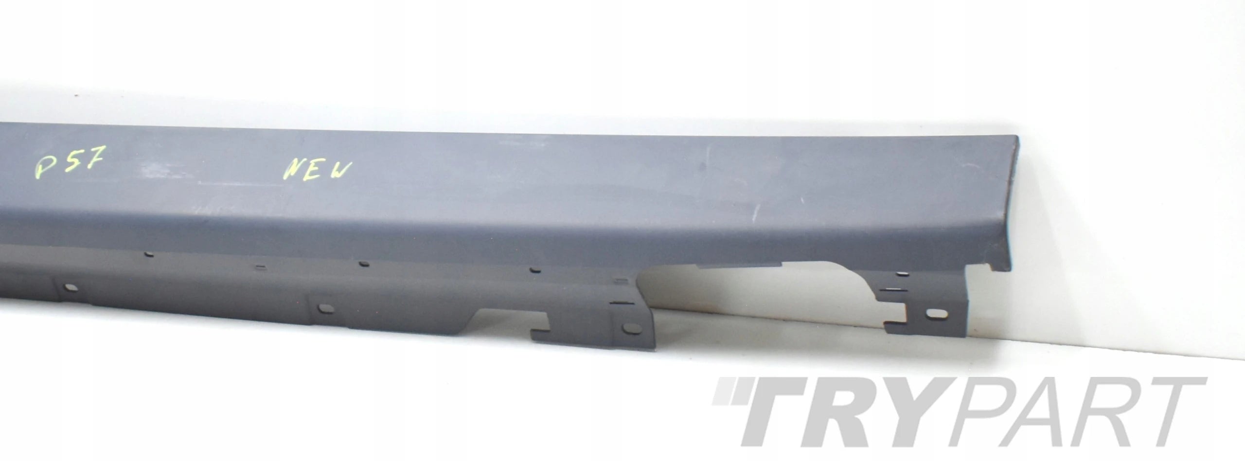 BMW F46 GRAN TOURER RIGHT SILL MOLDING ORG NEW