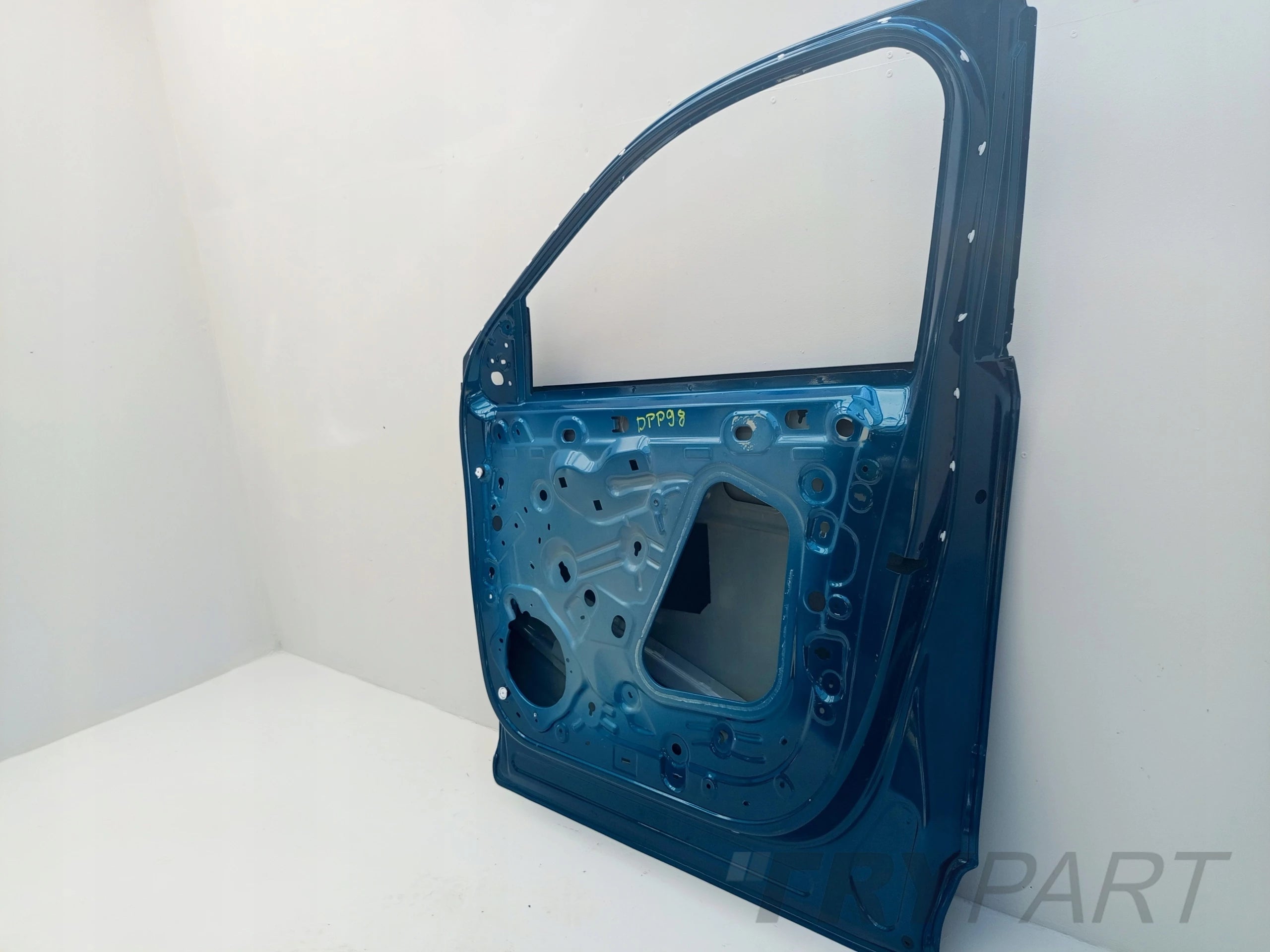 PEUGEOT 3008 5008 III 3 2024- FRONT RIGHT DOOR