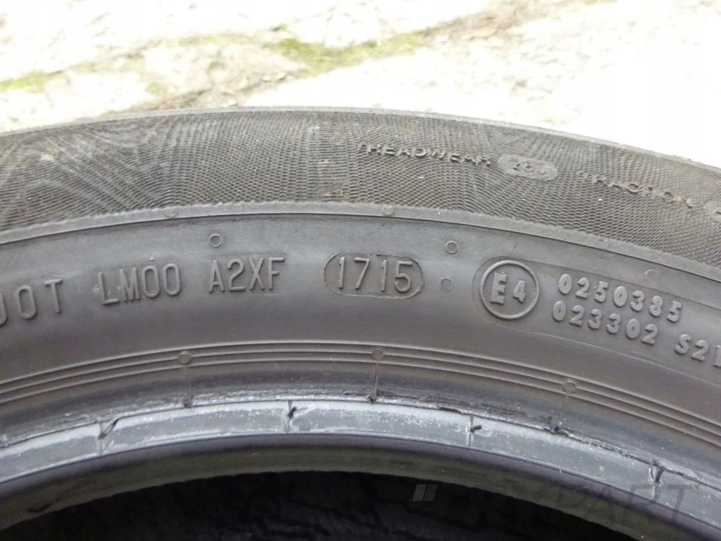 CONTINENTAL CONTI PREMIUM CONTACT 2 225 55 R17 tire