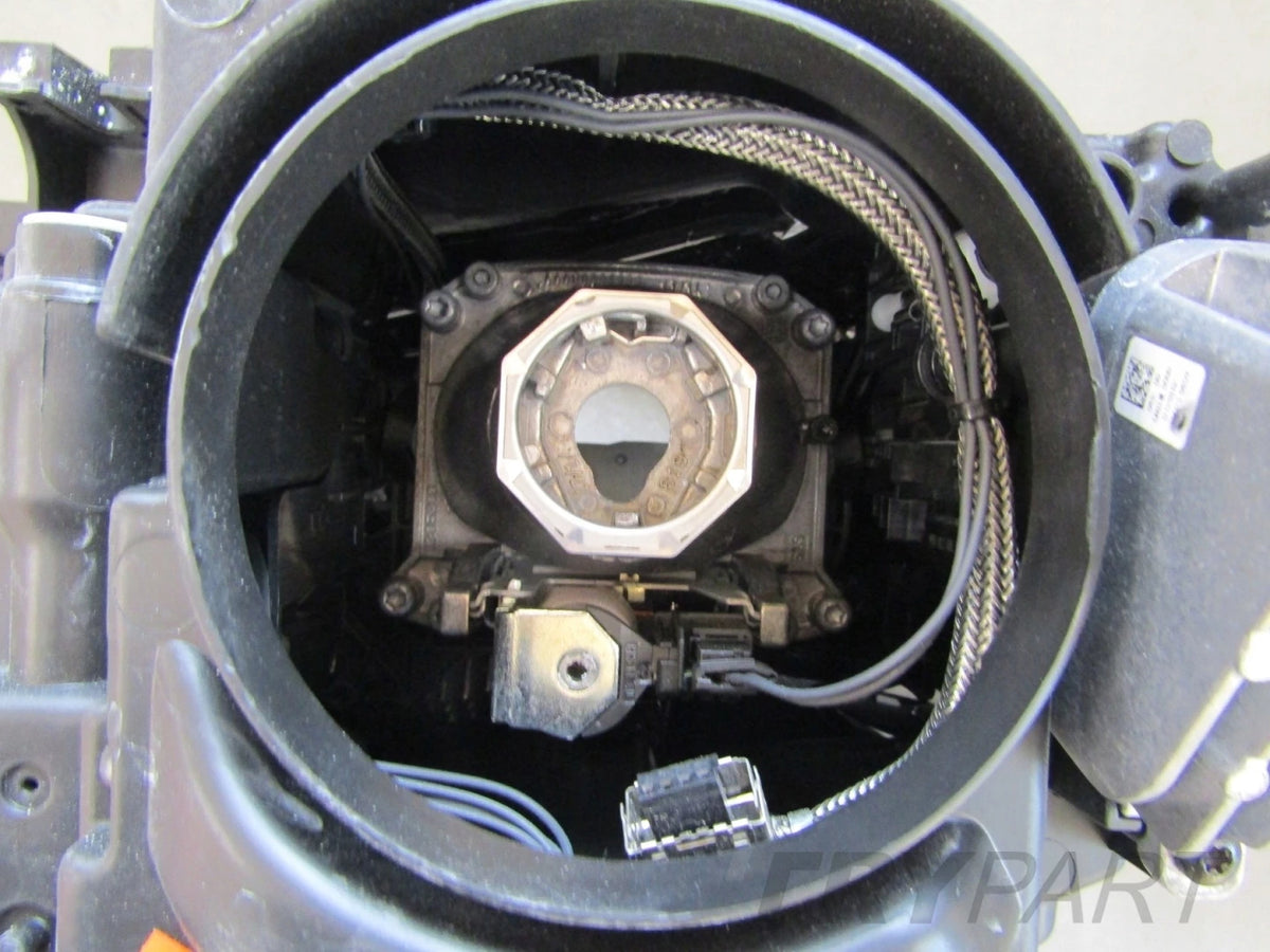 Audi A5 8T0 LIFT Xenon Headlight - Non-swiveling + LED 11-16 RH RIGHT