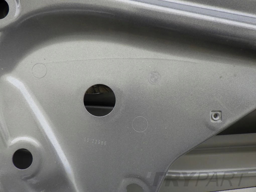 BMW 5 G60 G61 2023- Rear Left Door