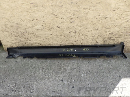 BMW X5 E70 06- Side Skirt Trim Right Left Frame