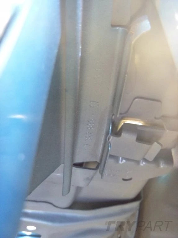 MINI COOPER F55 14- Right Rear Door