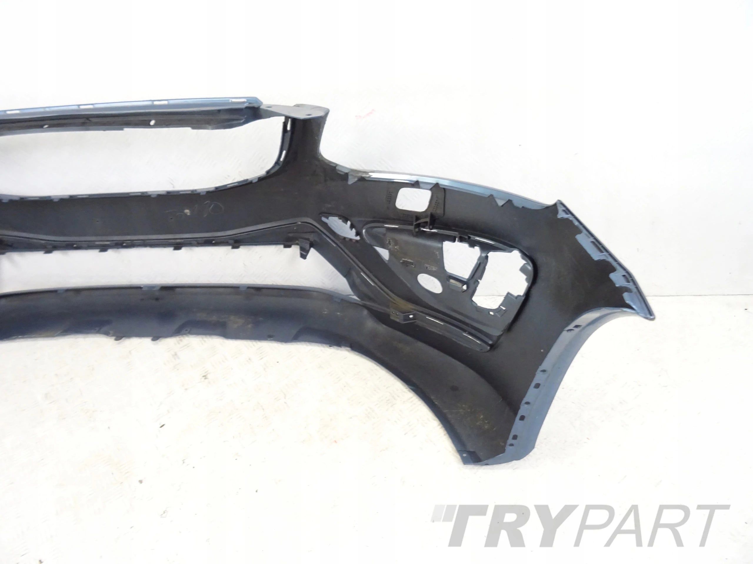 VOLVO XC60 LIFT R-DESIGN FRONT BUMPER