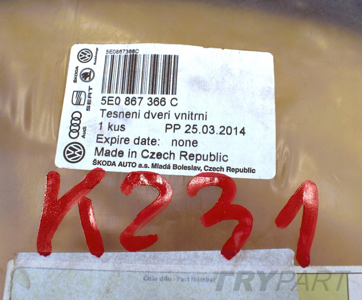 SKODA OCTAVIA III 5E0 DOOR SEAL RIGHT FRONT NEW
