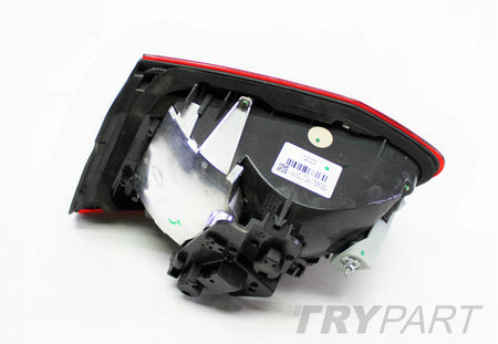BMW 2 F45 LEFT REAR LIGHT IN TAILGATE ORG EU